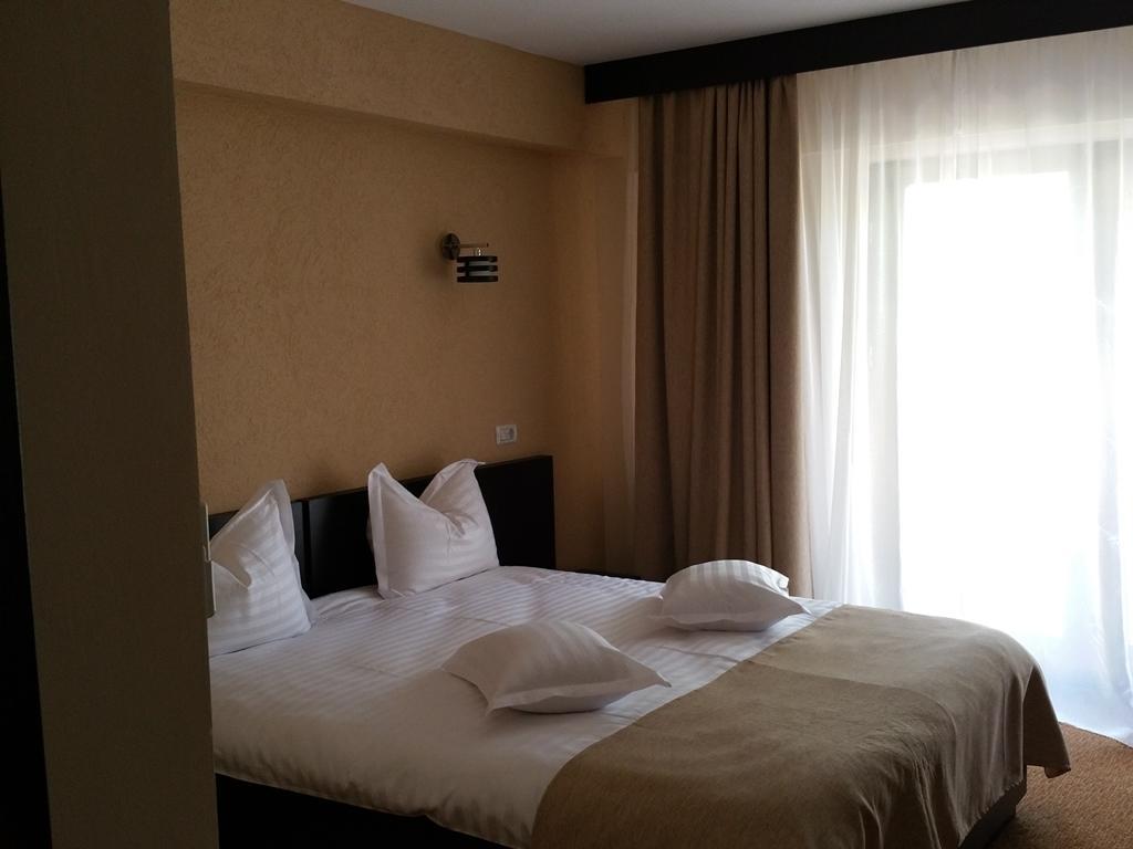 Pensiunea Berna Bacău Habitación foto